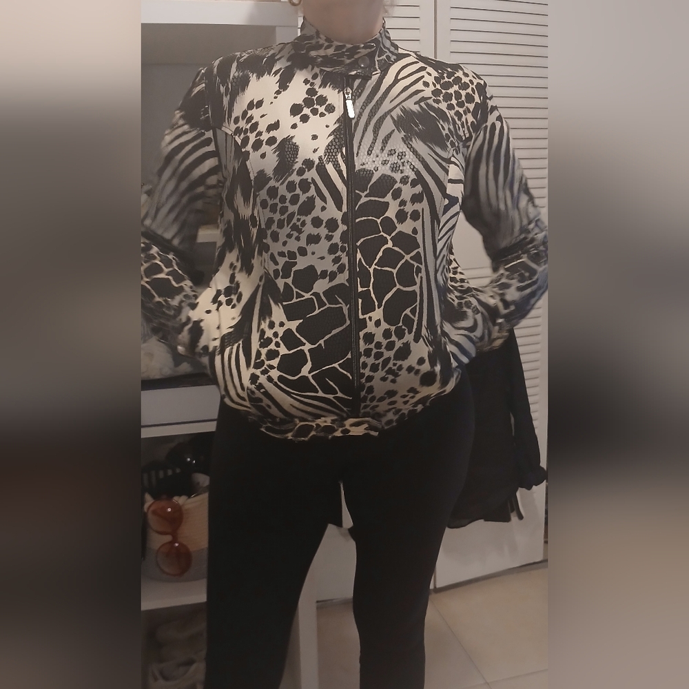 Chico's Animal Print Blend Pattern Women's Light Jacket.